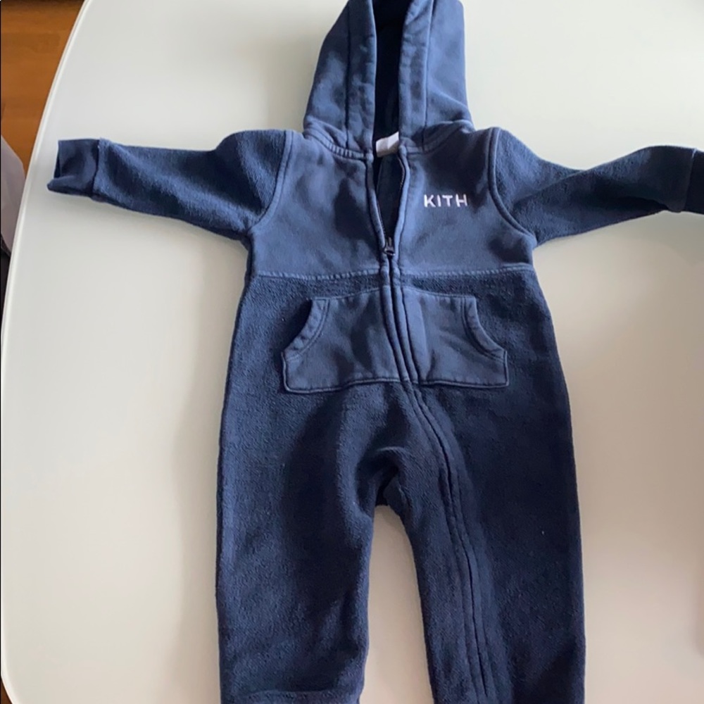 Kith Boys Suit size 3-6 m